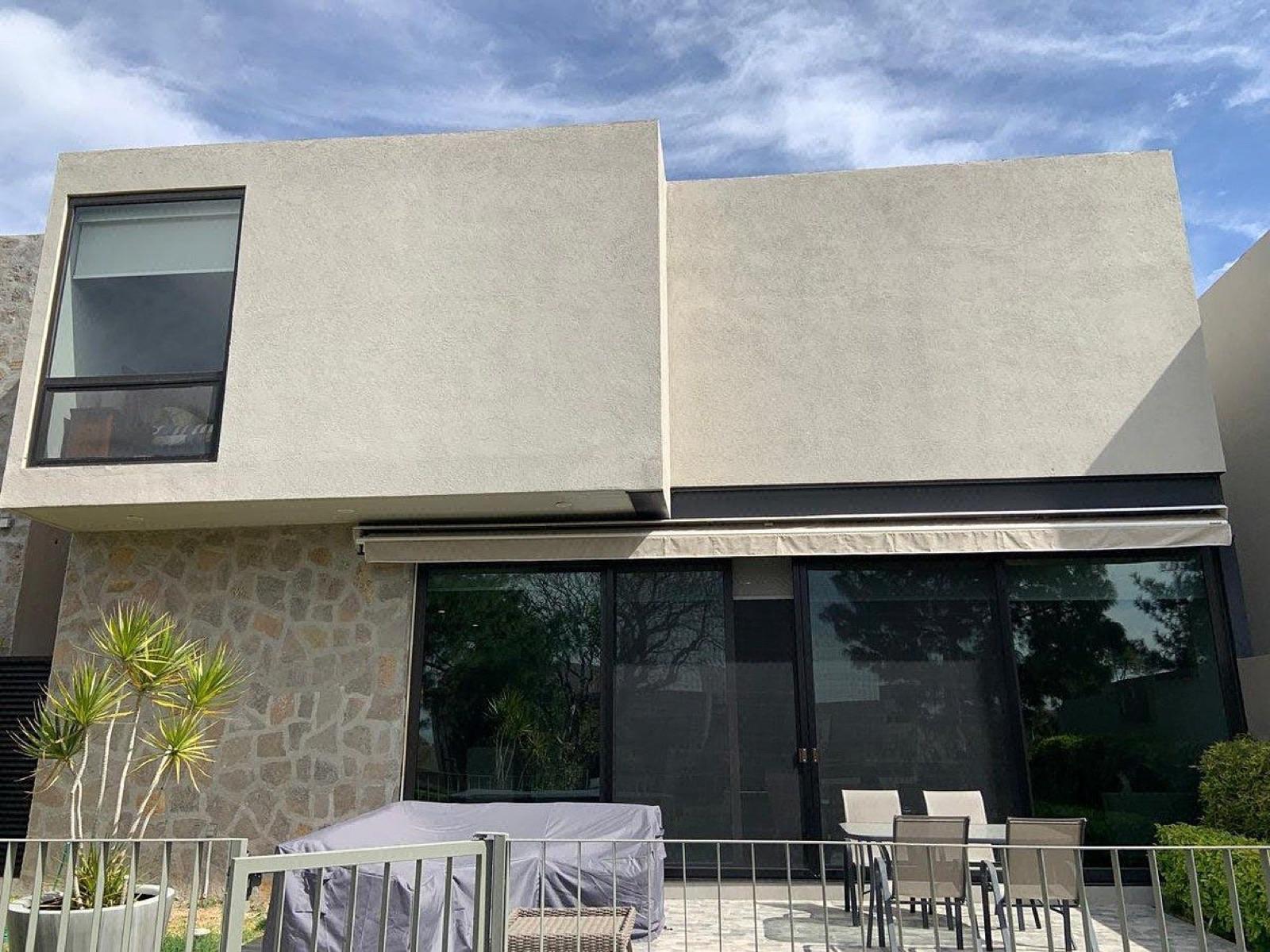 Fachada o vista principal de Casa de un nivel en Laja, Altozano