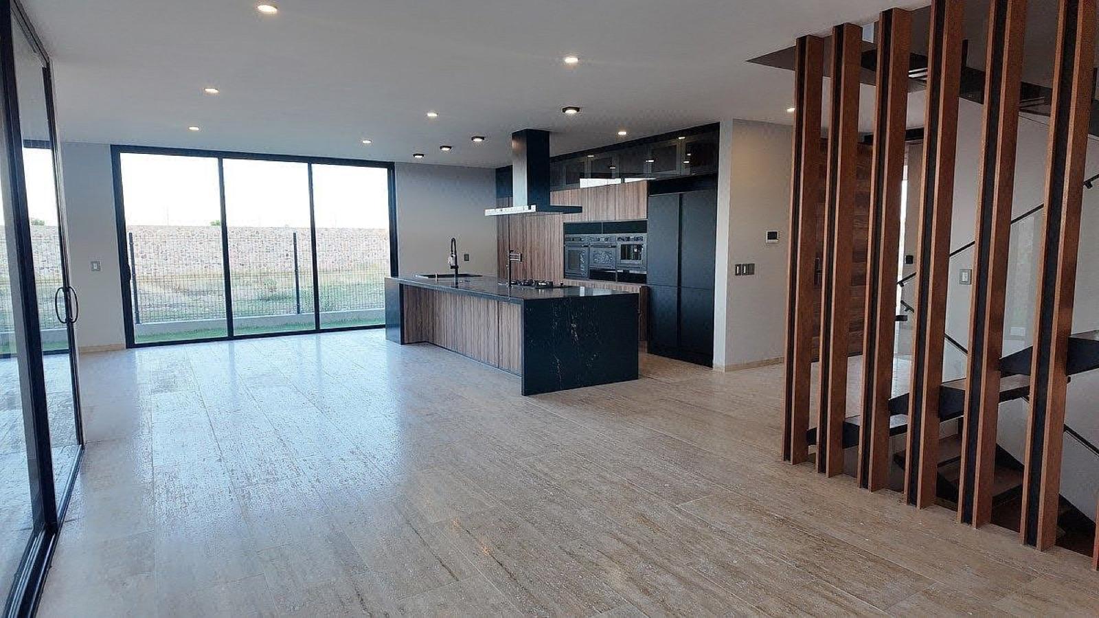 Foto 3 de Casa con sótano en Oliva, Lomas del Campanario II