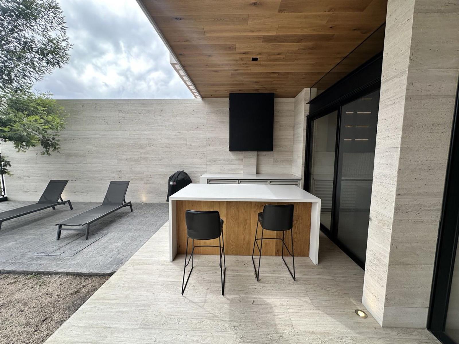 Foto 5 de Casa de un nivel con vista al lago, La Vista Residencial