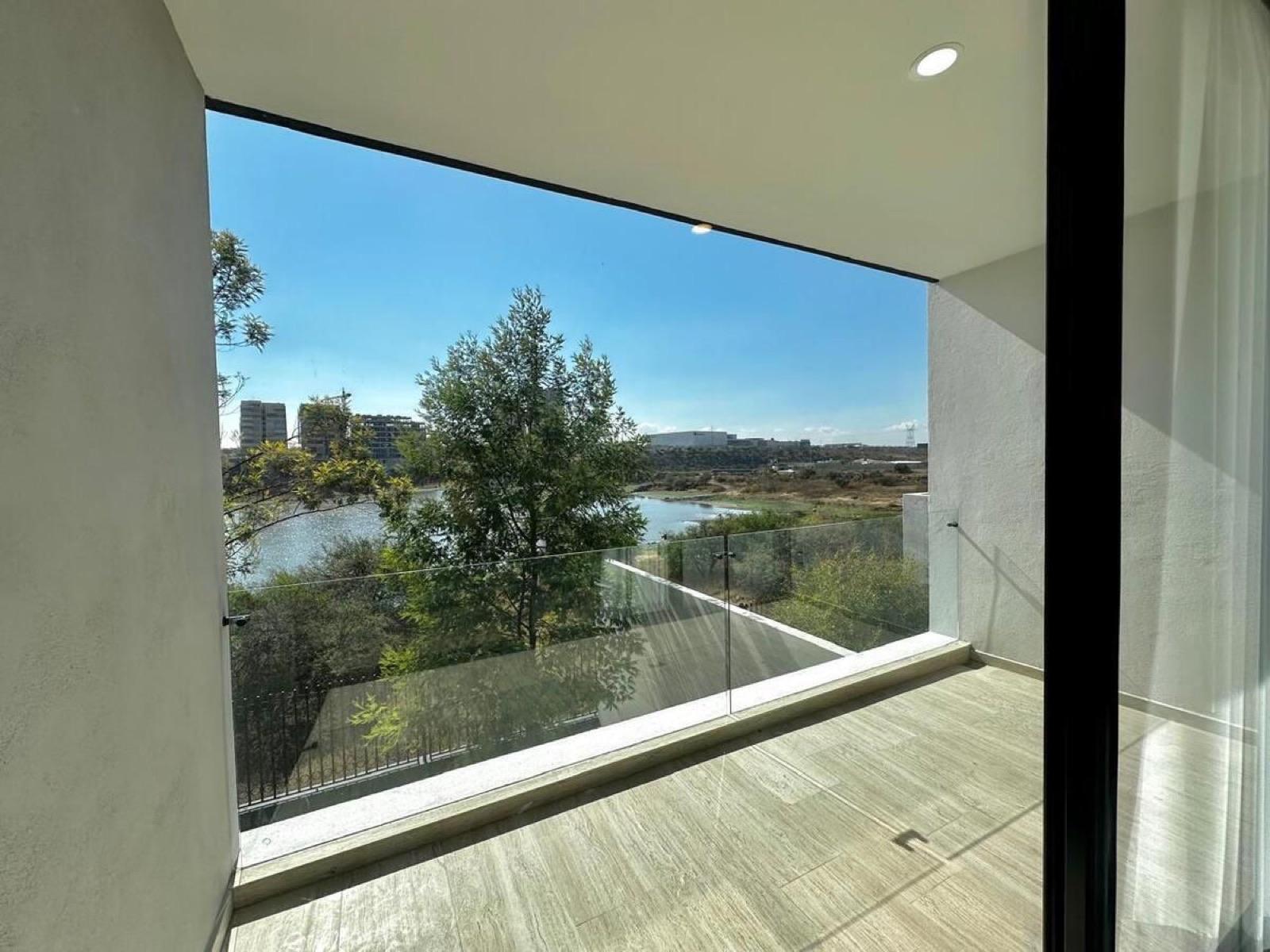 Foto 5 de Casa con vista al lago, La Vista Residencial
